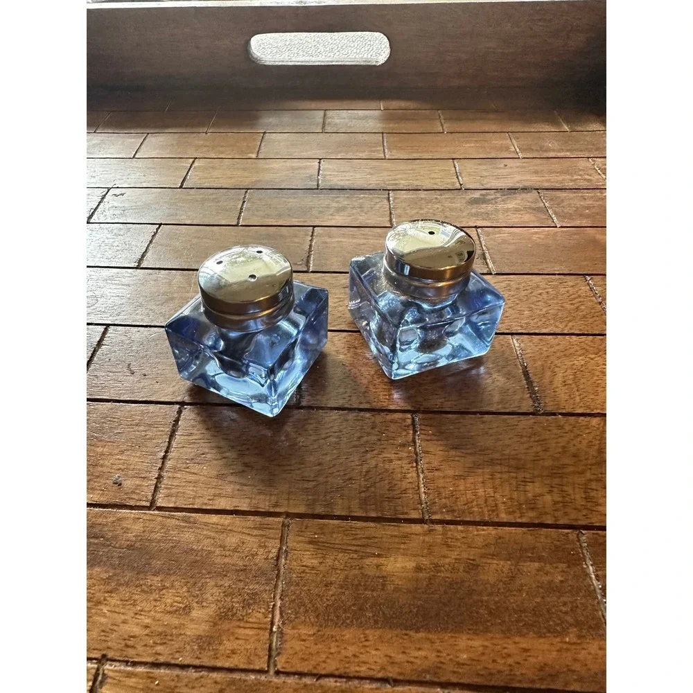 Vintage Pottery‎ Barn Monterey Salt Pepper Shakers Glass Stainless Steel